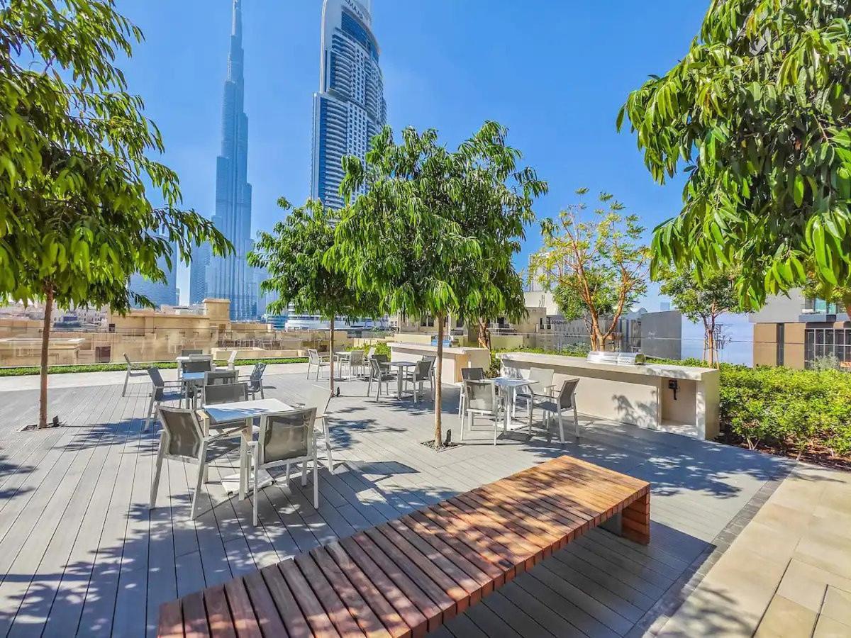 Primestay - Burj Royale, 1br Downtown Apartment Dubai